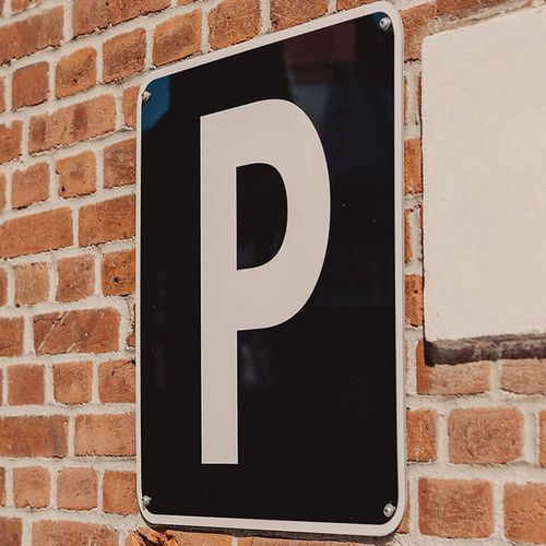 Lugares de estacionamento gratuitos